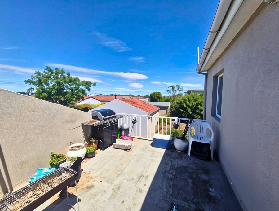To Let 2 Bedroom Property for Rent in Bothasig Western Cape